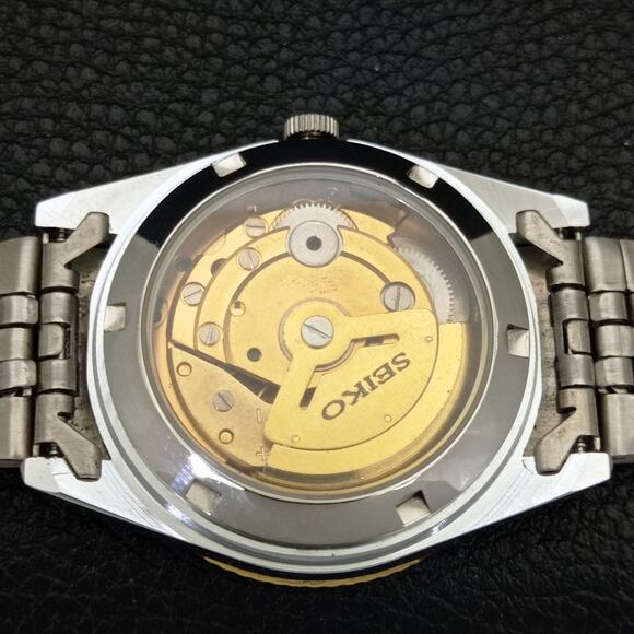 Vintage 1971 Seiko Automatic Mens Silver Watch W/daydate & Glass Back - Picture 8 of 10